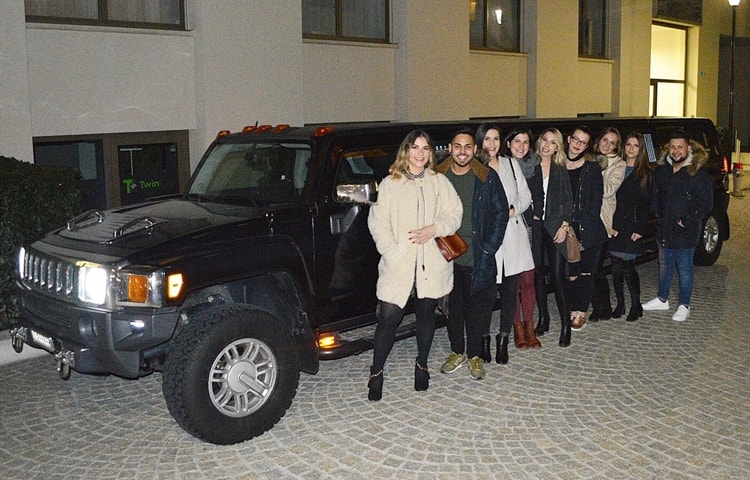 anitas-hummer-limo-ueberraschung