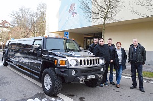 bern-mit-hummer-zum-ausflug