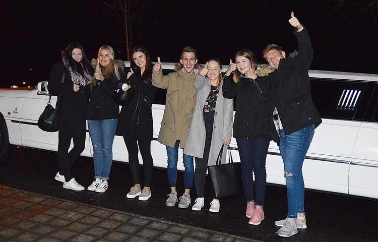 chiaras-birthday-limousine