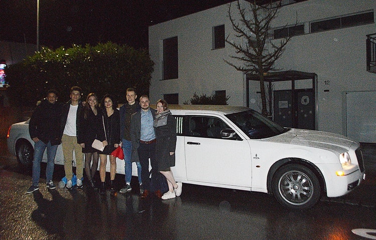 enyas-chrysler-limousine-nach-zuerich