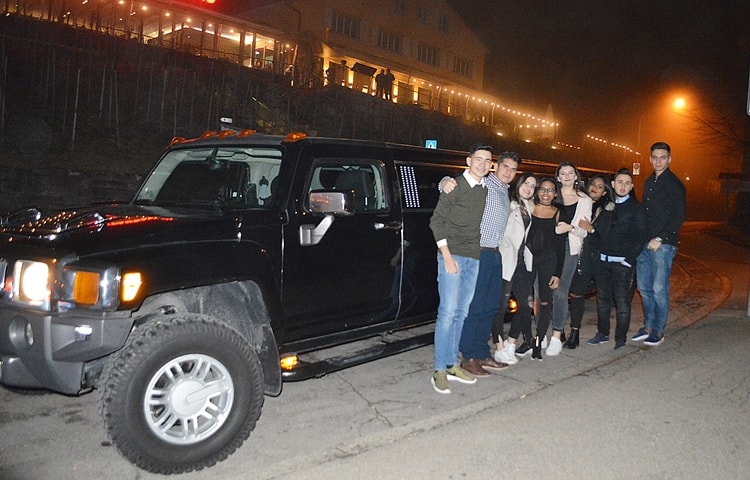 hummer-limo-hochzeit-basel-bis-de