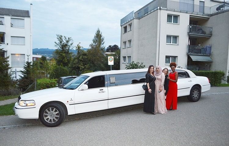 limousine-gala-abend-mit-viel-spass