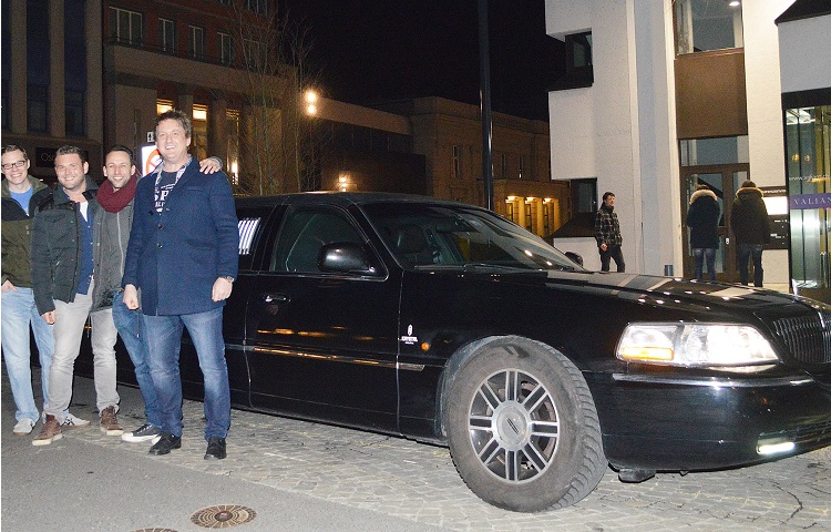 limousine-mit-freunde-nach-zh