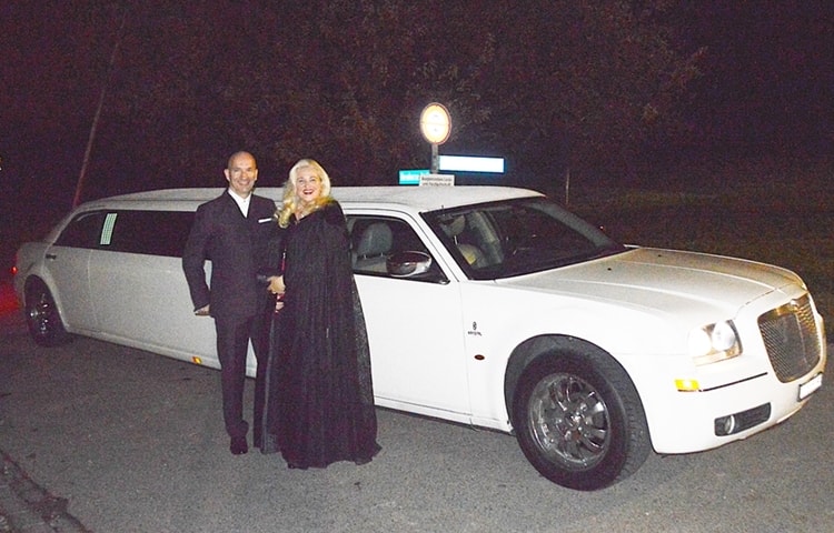 limousine-polyball-zu-zweit