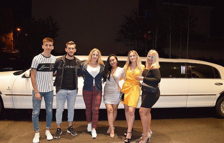 lizas-stretchlimousine-zum-geburtstag-liza