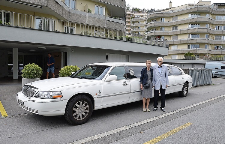 lou-und-klaras-60-hochzeitstag-limo-fahrt