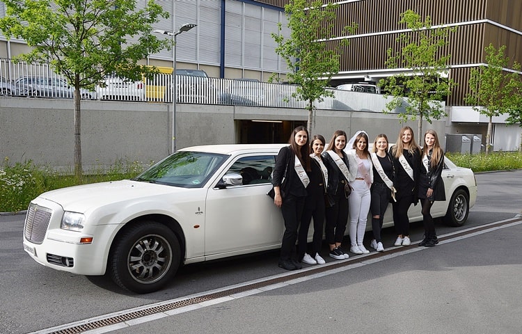 marinas-polterabend-limousine-marina