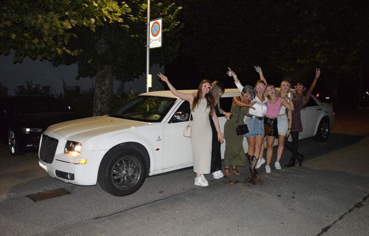monikas-geburtstag-limousine
