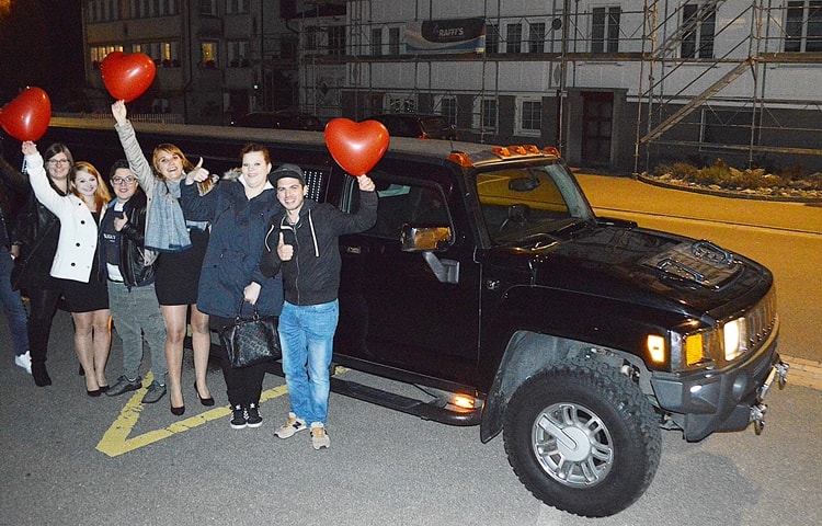 oezlems-hummer-limousine-am-geburtstag