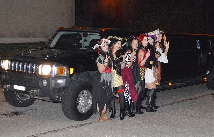 piraten-on-tour-mit-hummer