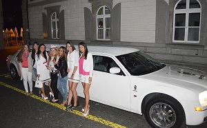 polterlimo-frauen-belinda-aug14