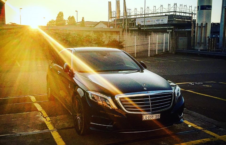 premium-limousine-service