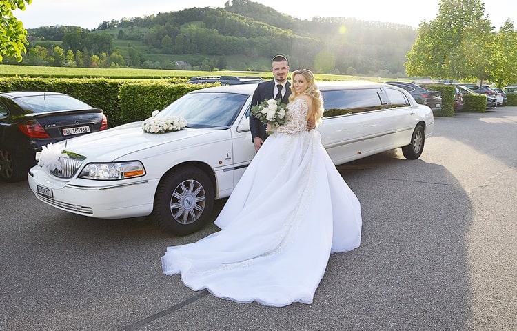 roger-und-stefanies-hochzeit-limousine