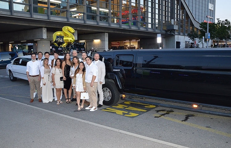 sahras-hummer-und-lincoln-limo-nach-zuerich