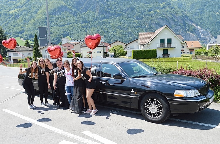 samanthas-polterlimo-fahrt-nach-luzern