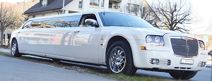 wie-schnell-faehrt-eine-stretchlimousine